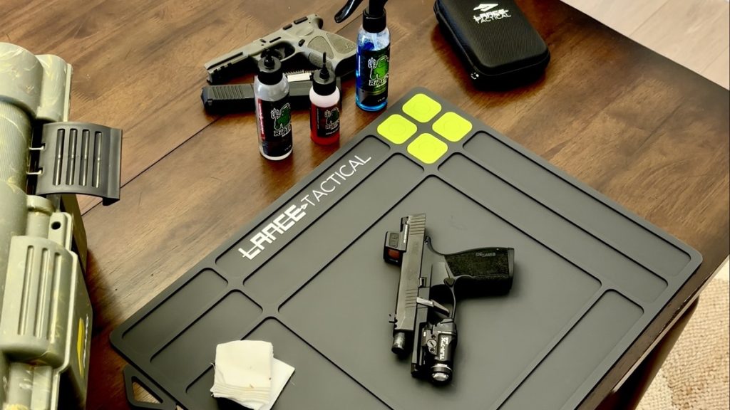 C7400056 93FD 4697 ACAA 53DA83583B22 1 105 c